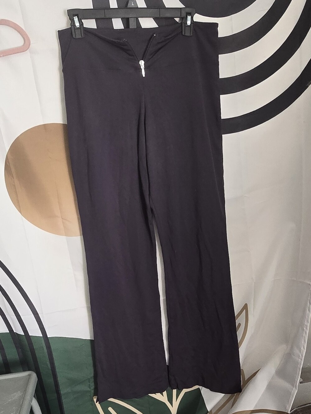 High-Waist Black Wide-Leg Pants with Front Zip Detail